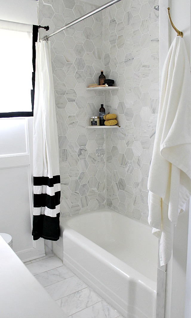 Carrara White 3