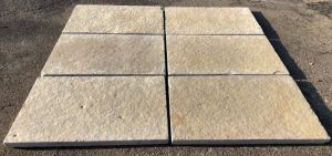French Vanilla 24x24 3CM Paver (4 SIDES ROCKFACE)